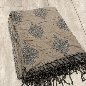 WILFRED BLANKET SCARF